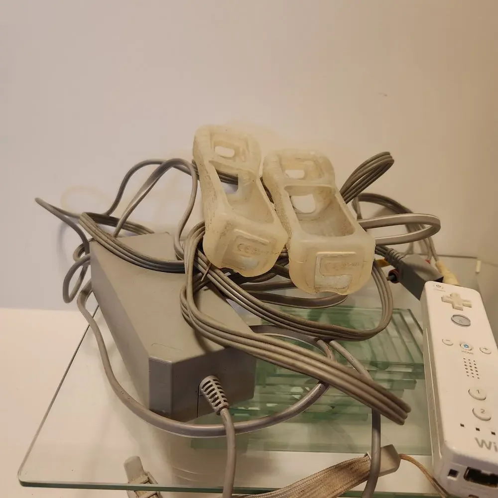 Wii Lot Bundle for parts only
